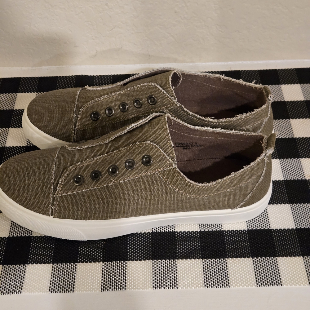 BAMBOO Olive Green Slip-On Sneakers - Picture 6 of 7